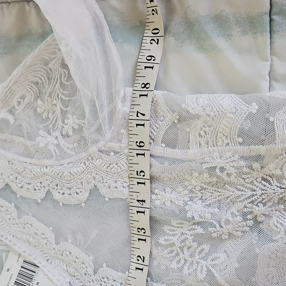 NWT Rabbit Rabbit Rabbit Design Sheer Lace Shrug Top Size M - Picture 6 of 13